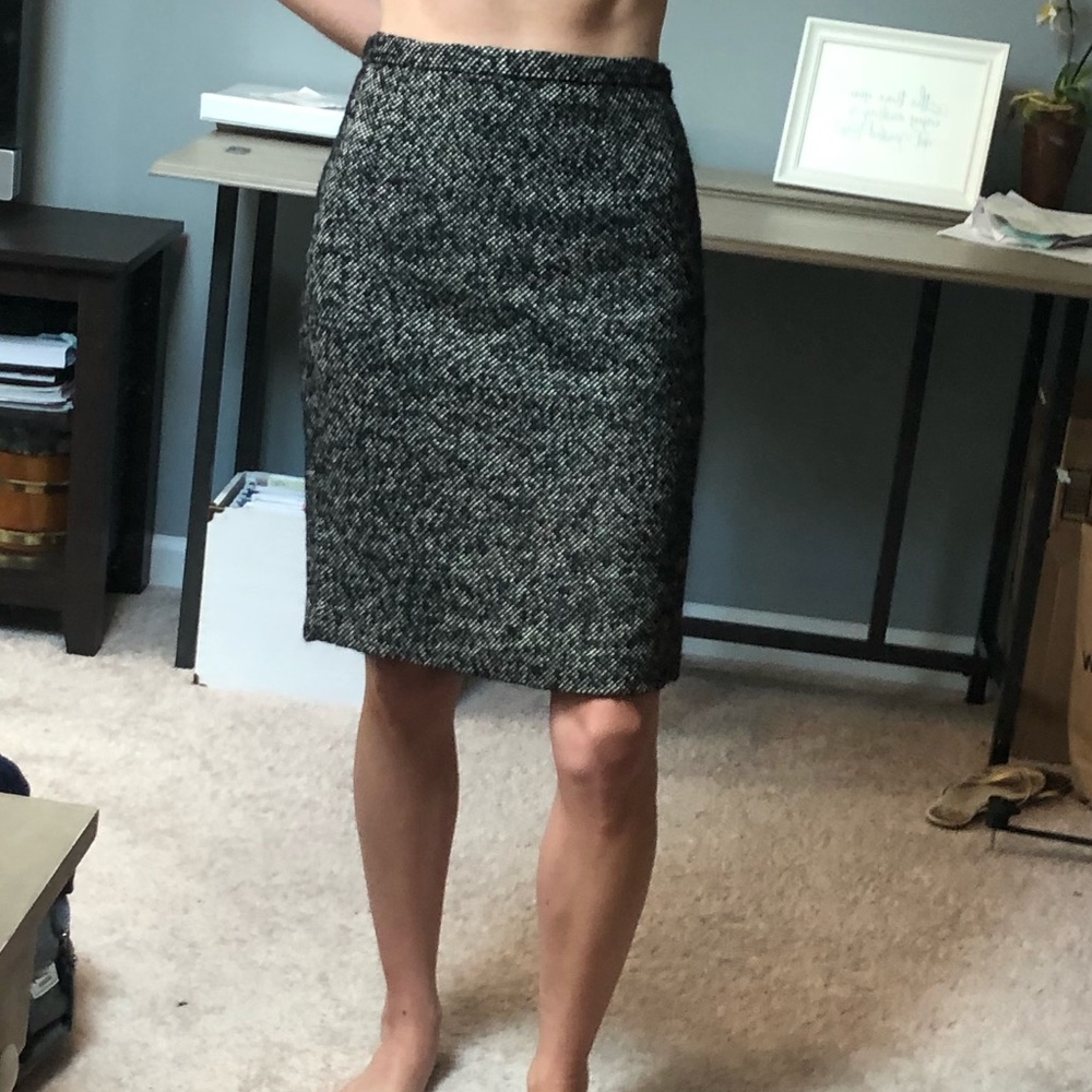 Tweed pencil skirt